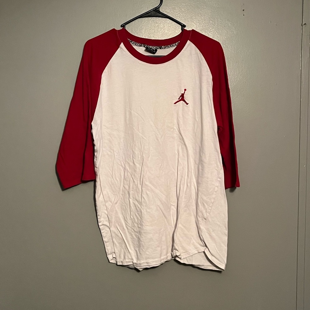 Jordan white and red Tee